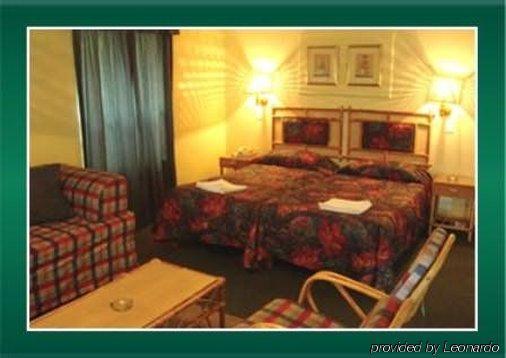 Pine Lodge Resort George Exteriör bild